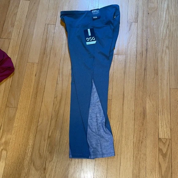 Set of 2 Women’s Performance High Rise 7/8 Tights by DSG 🧘‍♀️🏃‍♀️ NWT🤩 - Picture 6 of 16